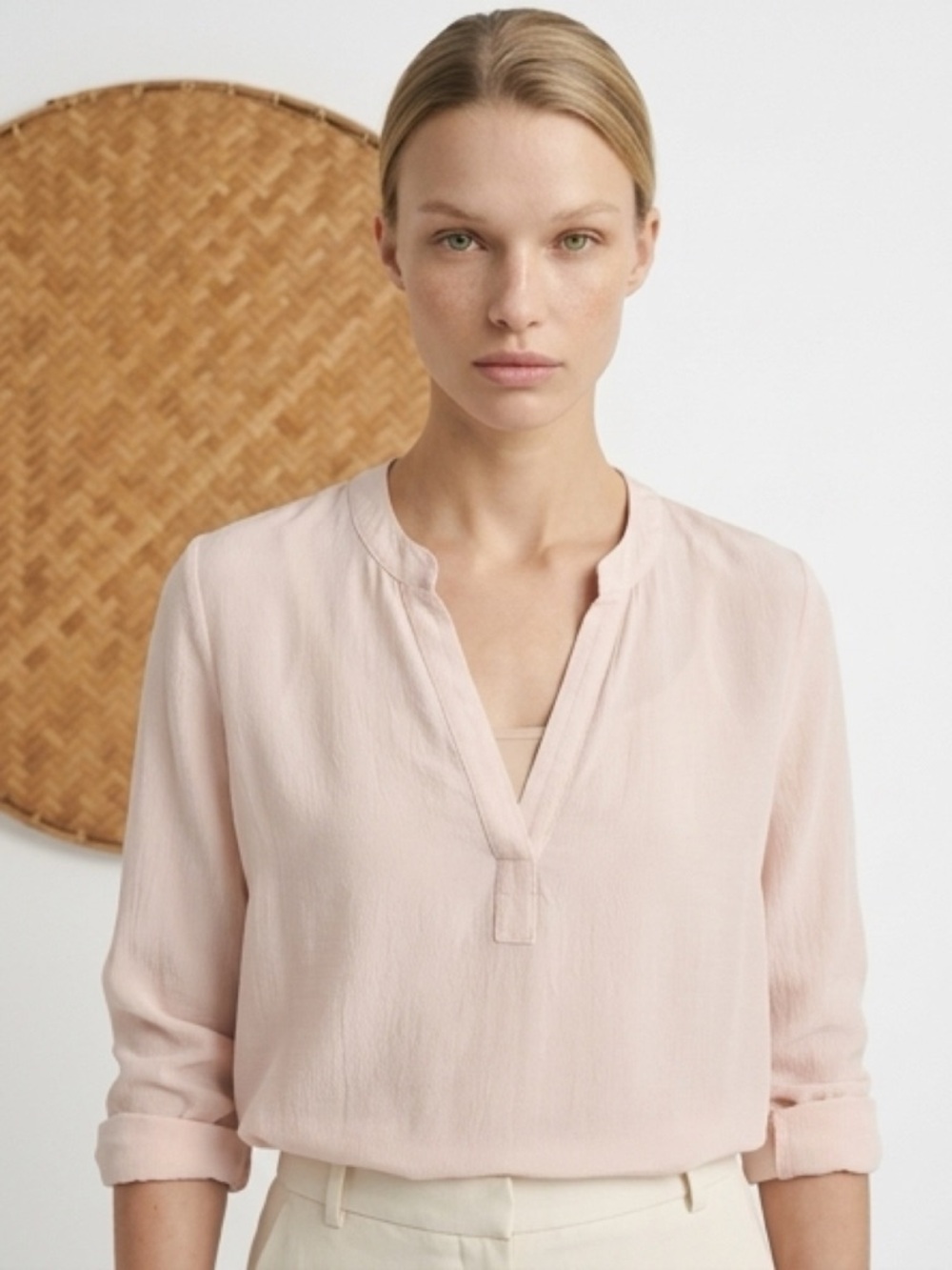 WOMEN’s VELVET BY GRAHAM & SPENCER BLUSH PINK RAYON PULLOVER BLOUSE ROMANTIC